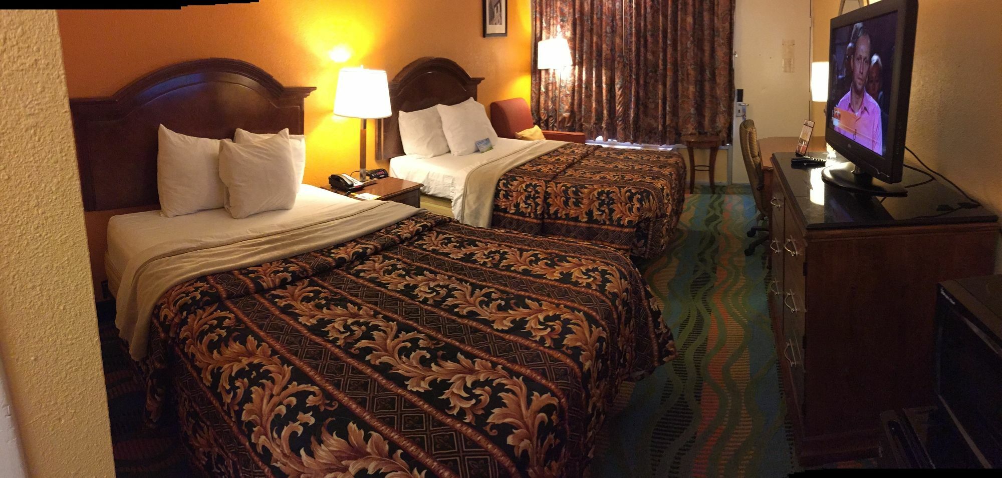 Days Inn By Wyndham Norfolk Military Circle Екстер'єр фото