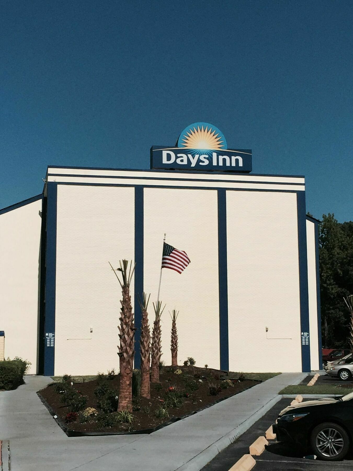 Days Inn By Wyndham Norfolk Military Circle Екстер'єр фото